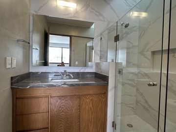 Hermosa casa en VENTA Parque Metropolitano en coto