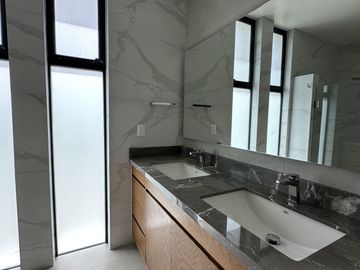 Hermosa casa en VENTA Parque Metropolitano en coto