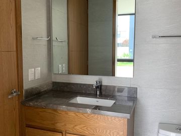Hermosa casa en PREVENTA Parque Metropolitano en coto