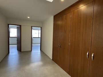 Hermosa casa en VENTA Parque Metropolitano en coto