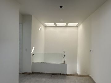 Hermosa casa en PREVENTA Parque Metropolitano en coto
