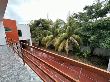 CASA EN VENTA UBICADA EN SAN SEBASTIAN, CENTRO DE MERIDA.