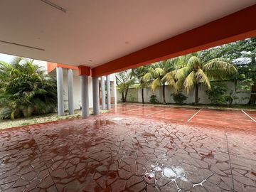 CASA EN VENTA UBICADA EN SAN SEBASTIAN, CENTRO DE MERIDA.