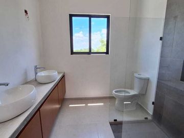 Casa en venta Mérida Yucatán, Privada Blanca Residencial