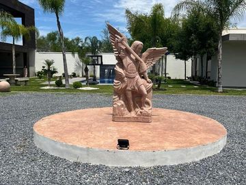 Quinta en  VENTA con alberca Los Lirios Montemoprelos