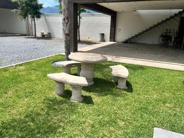 Quinta en  VENTA con alberca Los Lirios Montemoprelos