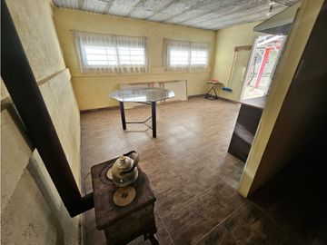 ¡Gran Oportunidad en Estancia Vieja, Córdoba! casa mas dpto  y pileta