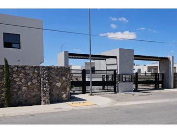 CASA EN VENTA A CONSTRUIR EN LOTE A ELECCION EN RESIDENCIAL EXCLUSIVO