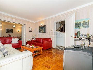 Casa en Venta en Escuela de Carabineros