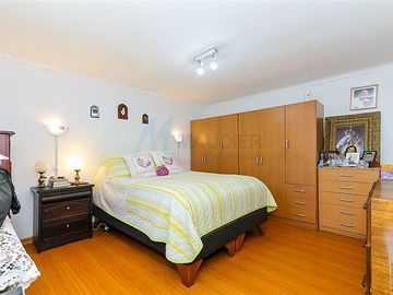Casa en Venta en Escuela de Carabineros