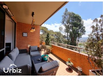 Apartamento en venta de 195m, vista panorámica y 2 terrazas en Colina