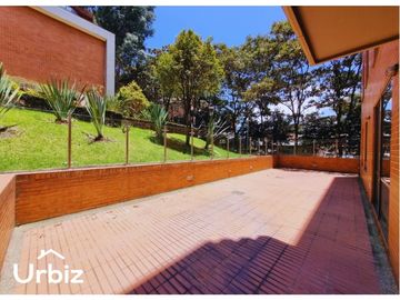 Apartamento en venta de 195m, vista panorámica y 2 terrazas en Colina