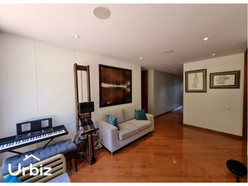 Apartamento en venta de 195m, vista panorámica y 2 terrazas en Colina