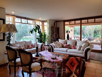 Casa en Venta en Zapallar, Curicó