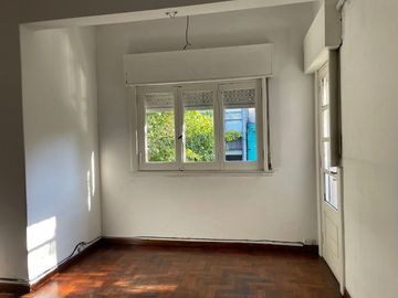 Piso en alquiler en Bernal Centro