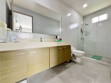 Venta CASA de LUJO en Urb. Los Campanos en Turbaco