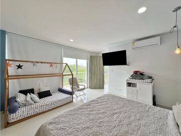 Venta CASA de LUJO en Urb. Los Campanos en Turbaco