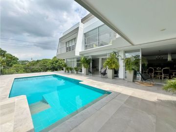 Venta CASA de LUJO en Urb. Los Campanos en Turbaco
