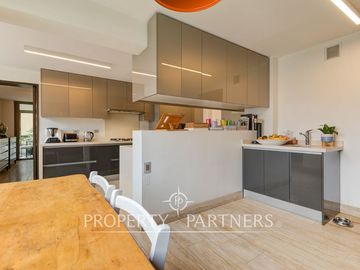Amplios espacios - Excelente ubicación - Villa María y Verbo Divino