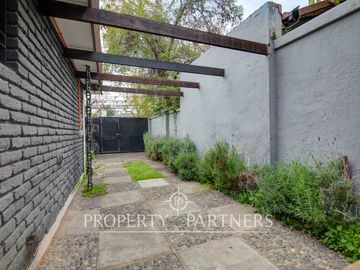 Cómoda Casa en excelente sector residencial