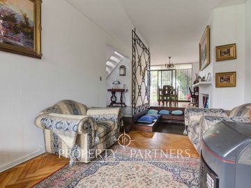 Cómoda Casa en excelente sector residencial