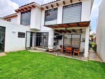 Casa en Venta en Metepec, Fracc. Palma Real a 15 min de Galerias Metepec