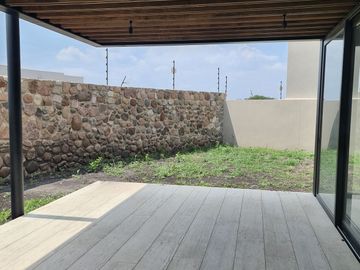 Tu nuevo hogar en Lomas del Campanario Norte te espera. Diseño de Autor