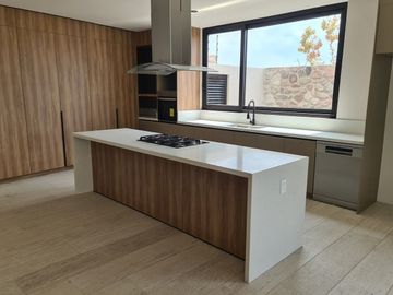 Tu nuevo hogar en Lomas del Campanario Norte te espera. Diseño de Autor