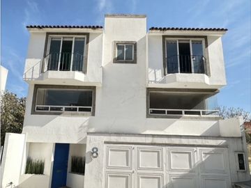 Casa en venta en Hacienda de las Palmas