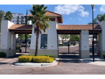 Excelente Oportunidad de Remate Bancario en Frac Cumbres Del Lago