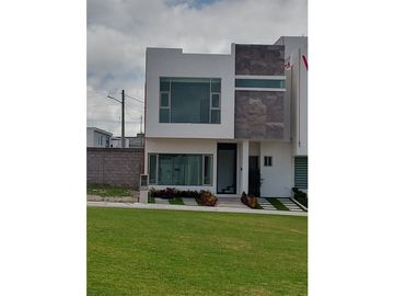 CASA EN VENTA EN PACHUCA FRACC RESIDENCIAL MONTE OLIMPO