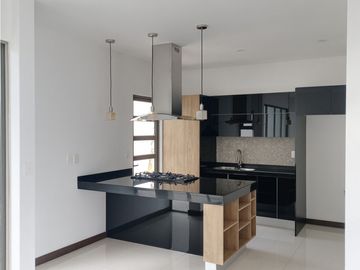 CASA EN VENTA EN PACHUCA FRACC RESIDENCIAL MONTE OLIMPO