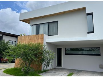 Casa En Venta Parque Coahuila Lomas De Angelopolis