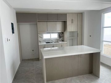 CASAS INDEPENDIENTES CON PISCINA EN VENTA SECTOR SUR DE MANTA