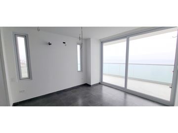 En venta departamento de lujo edificio Skorpios Manta Ecuador.