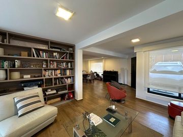 Casa en venta en Av. Centenario y Bosques de Tarango