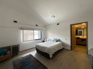 Casa en venta en Av. Centenario y Bosques de Tarango