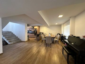 Casa en venta en Av. Centenario y Bosques de Tarango