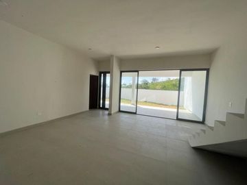 Excelente casa en Alamo Sur (Carretera Nacional)