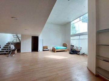 CASA EN VENTA - LOMAS COUNTRY CLUB