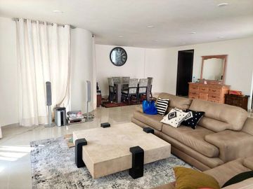 CASA EN VENTA - LOMAS COUNTRY CLUB