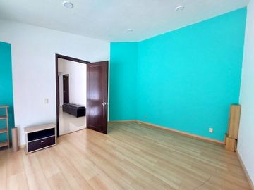 CASA EN VENTA - LOMAS COUNTRY CLUB