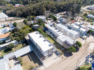 Dúplex en venta de 2 dormitorios c/ cochera en Monte Hermoso