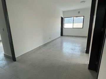 VENTA DE CASA EN ALTARES RESIDENCIAL CARRETERA NACIONAL SANTIAGO