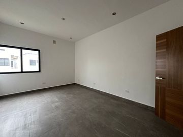VENTA DE CASA EN ALTARES RESIDENCIAL CARRETERA NACIONAL SANTIAGO