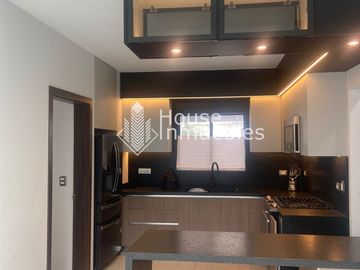 CASA EN VALLE DE CUMBRES PREMIERE