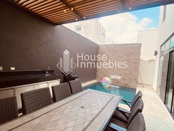 CASA EN VALLE DE CUMBRES PREMIERE