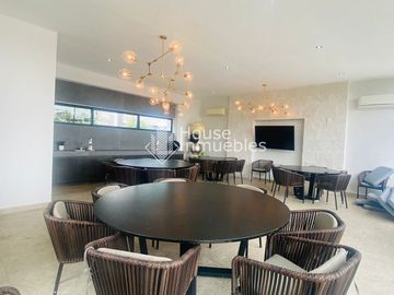 CASA EN VALLE DE CUMBRES PREMIERE