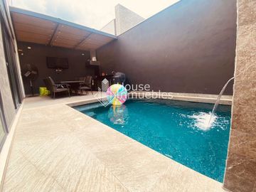 CASA EN VALLE DE CUMBRES PREMIERE