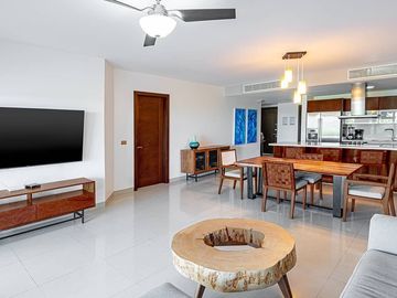 VENTA DE DEPARTAMENTOS FRENTE A PLAYA EN PLAYA DEL CARMEN.